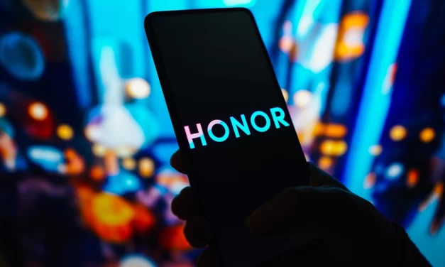 Honor priprema Magic V Flip sa ogromnim spoljim ekranom i velikom baterijom
