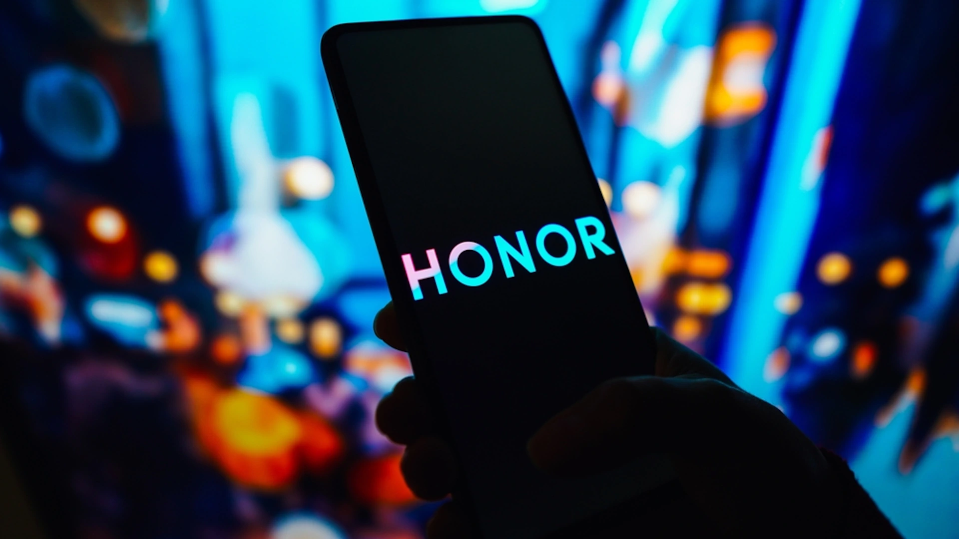 Honor priprema Magic V Flip sa ogromnim spoljim ekranom i velikom baterijom