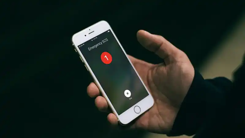 Kako se zaštititi prilikom saobraćajne nezgode ili napada nožem – podesite svoj telefon