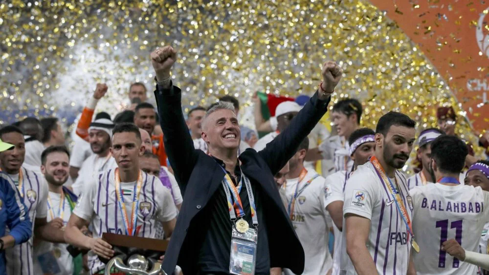 finale-azijske-lige-sampiona-golmani-urnisali-kjuela-krespo-odveo-emiracane-na-klupski-mundijal-2025-video.jpg Finale azijske Lige šampiona: Golmani urnisali Kjuela, Krespo odveo Emiraćane na klupski mundijal 2025 (VIDEO)