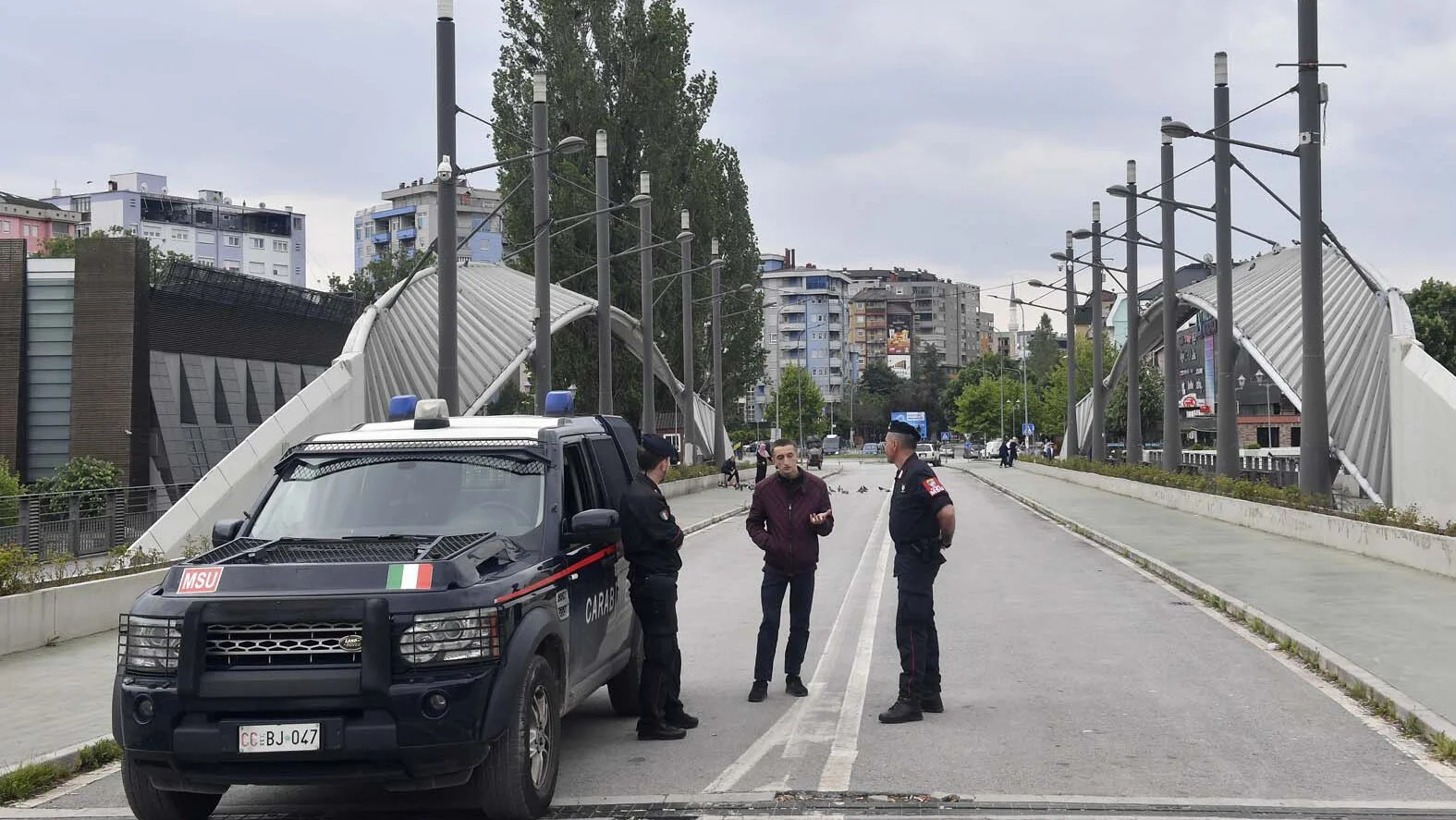 Otvaranje mosta na Ibru ponovo podiglo tenzije: Da li je ovo uvod u Kurtijevu izbornu kampanju?