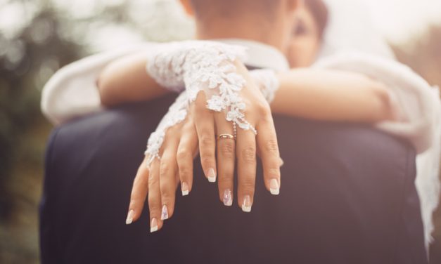 Najlepši nokti za venčanje: 34 glamurozne ideje sa Instagrama