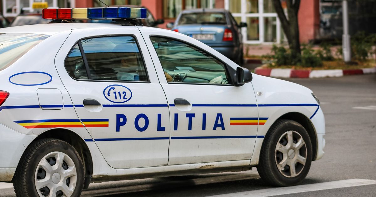 Bacio Molotovljev koktel, pa pretio da će da se zapali: Drama u Bukureštu ispred ambasade Izraela
