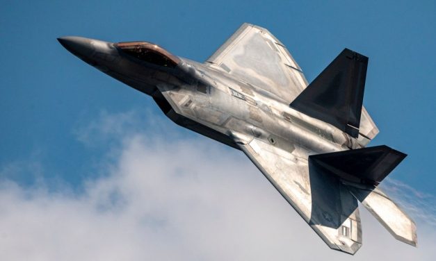 Amerika pravi šestu generaciju stelt lovaca-bombardera koji će zameniti F-22 Raptor