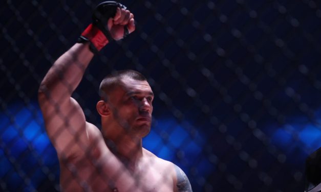 De Fris odbranio pojas na KSW-u 95, odmah se oglasio Stošić: „Spreman sam…“