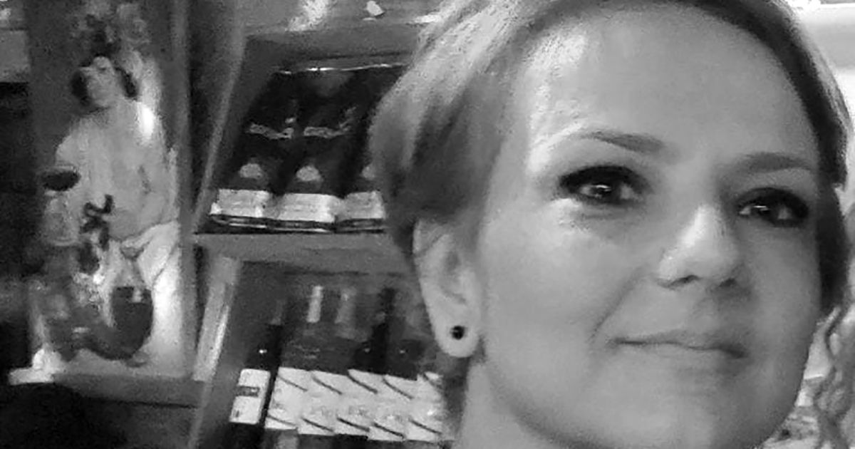 „Da ti srce pukne kad čuješ kako deca pevaju i plaču“: Đaci u Banjaluci horski pevaju za nastradalu Milanu