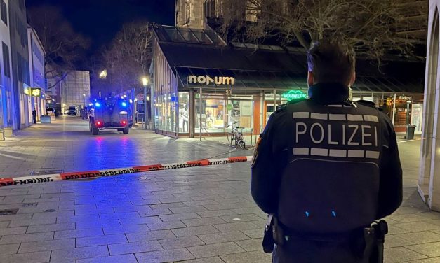 Nemačka policija ubila Avganistanca: On ubio sunarodnika i ranio tri osobe koje su gledale utakmicu u dvorištu