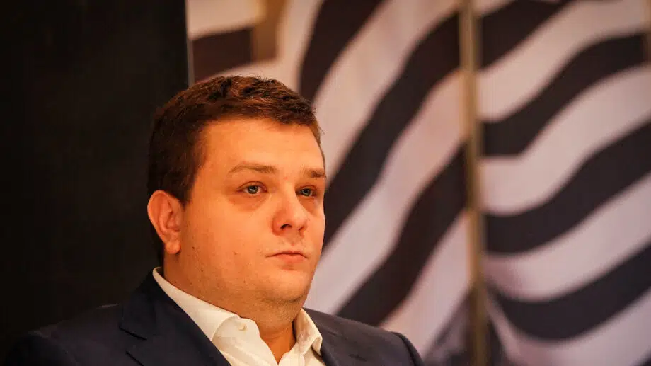 Miloš Vazura: Sudski veštak utvrdio da je Ostoja Mijailović koristio lažni pečat prilikom registracije u APR