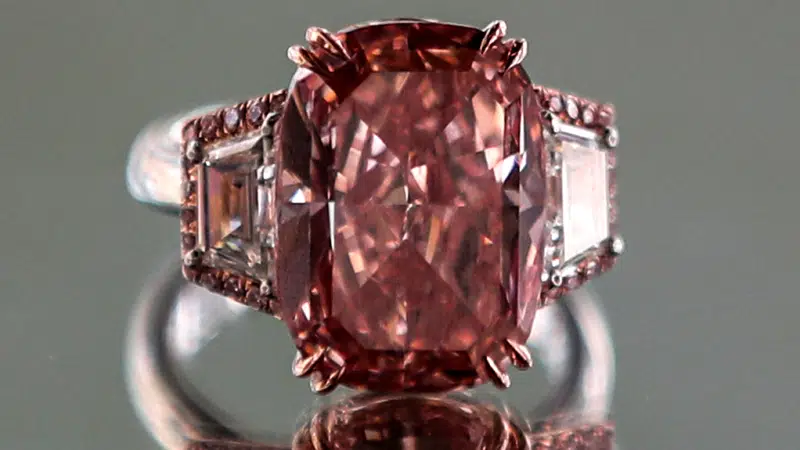 Postavljen svetski rekord za najvišu cenu po karatu za ružičasti dijamant