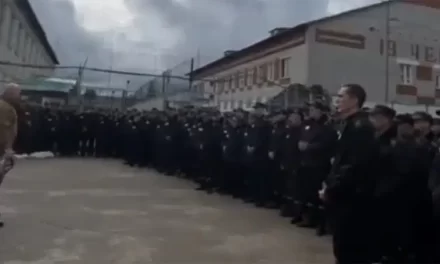 Rusi obilaze vojne zatvore, formiraju nove kažnjeničke bataljone (VIDEO)