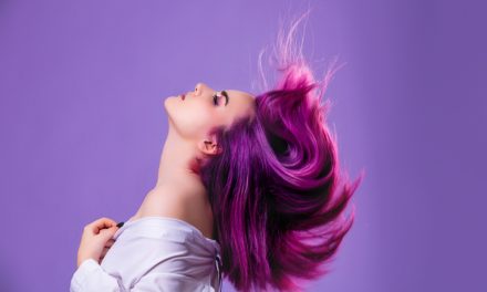 Nega farbane kose: Kako da boja duže traje?