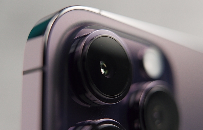 iPhone 15 Pro i 15 Ultra neće koristiti 8P sočiva za kamere