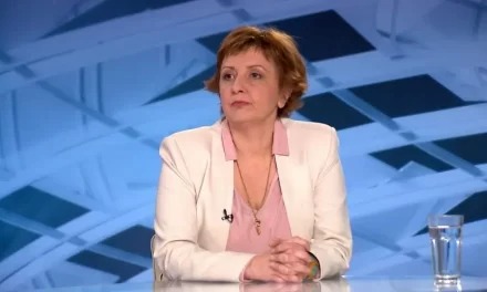 Biljana Stojković: Da bi zabašurio potpisivanje sporazuma u Berlinu, Vučić je podigao priču o tablicama na Kosovu na nivo oružanog sukoba