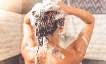 Najveće greške u pranju kose koje svi pravimo, a da to ni ne znamo!
