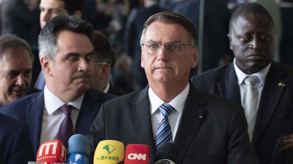 Tužioci traže da se ispita Bolsonarova uloga u upadu u institucije Brazila