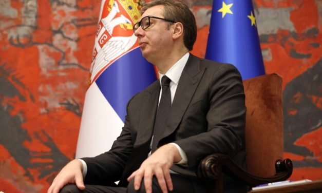 Vučić opozicionim strankama: Ne dolazite u Skupštinu zbog odgovora već zbog samopromocije (VIDEO)