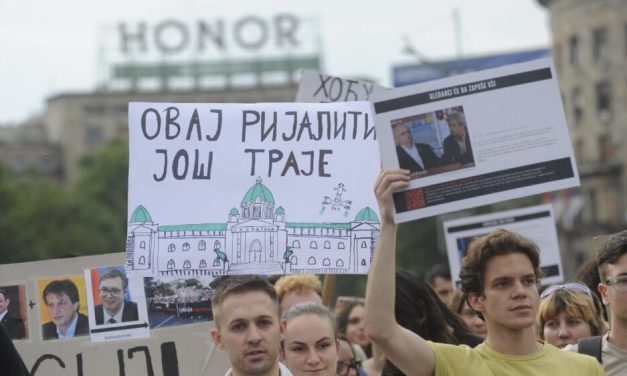 (FOTO, VIDEO) Kako je izgledao deveti protest „Srbija protiv nasilja“