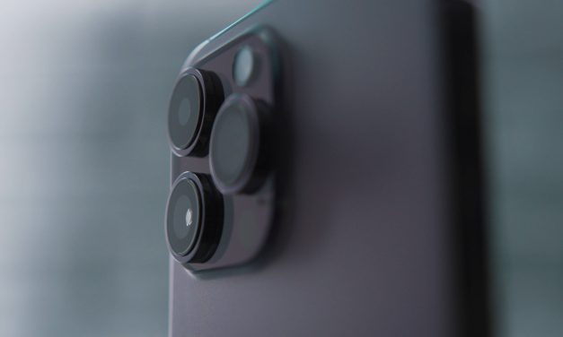 iPhone 15: Titanijum i kamere su glavni aduti Pro modela