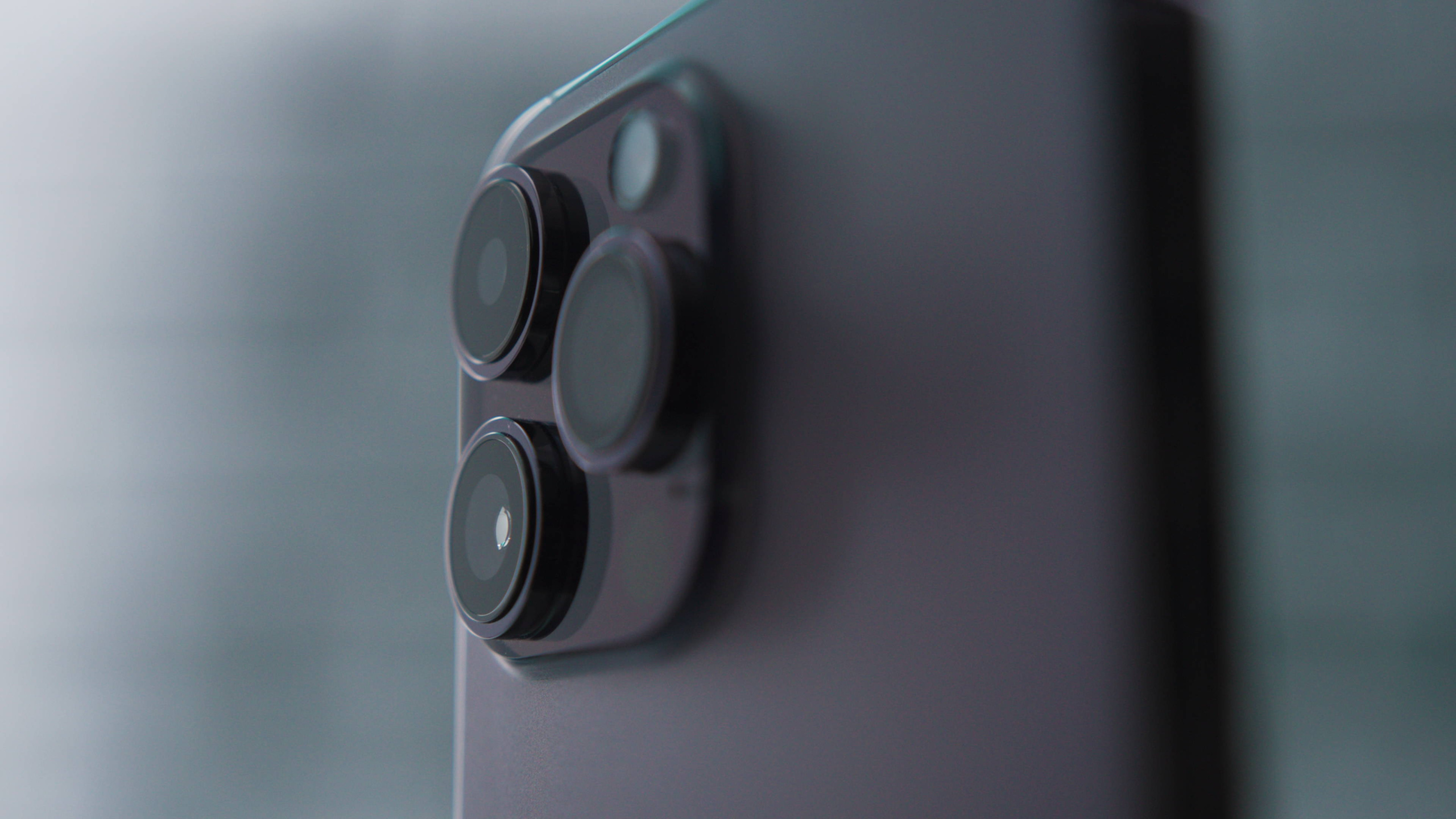 iPhone 15: Titanijum i kamere su glavni aduti Pro modela