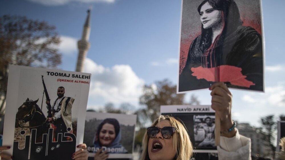 „Zašto je iranski protestni pokret 2022. propao“: Godinu dana od smrti Mahse Amini