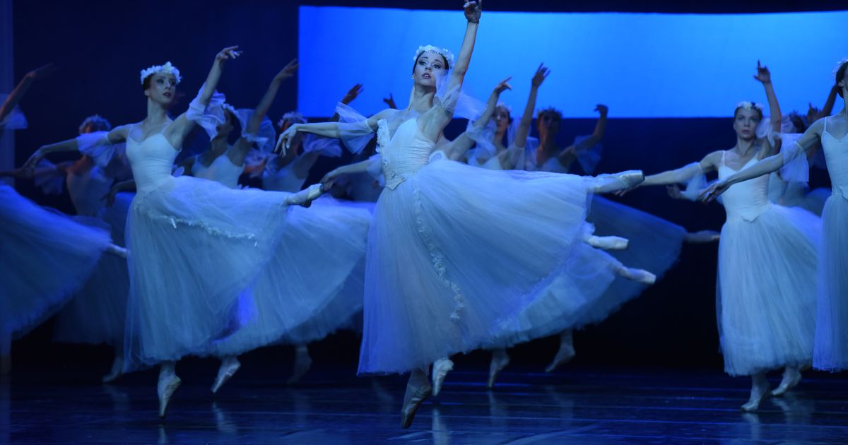 Obeleženo 100 godina baletskog ansambla svečanim defileom Baleta Narodnog pozorišta