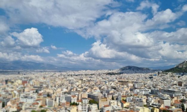Grčka usvojila novi zakon: Migranti koji rade u zemlji dobiće boravišne dozvole