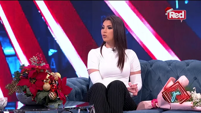 matora-je-sve-devojke-dobijala-preko-stomaka-milica-veselinovic-udarila-na-zadrugarku-svakog-je-izdala.jpg „Matora je sve devojke dobijala preko stomaka!“ Milica Veselinović udarila na zadrugarku: „Svakog je izdala!“