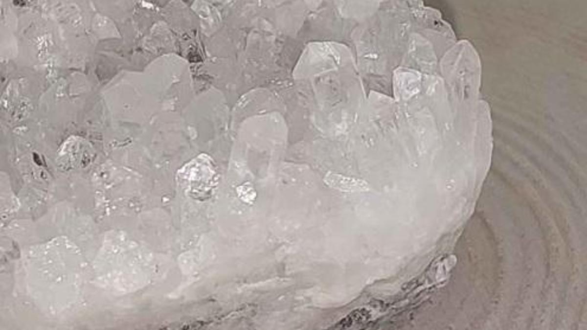 Kuvars Taşı Nedir, Ne İşe Yarar? Kuvars Taşı Özellikleri Nelerdir?