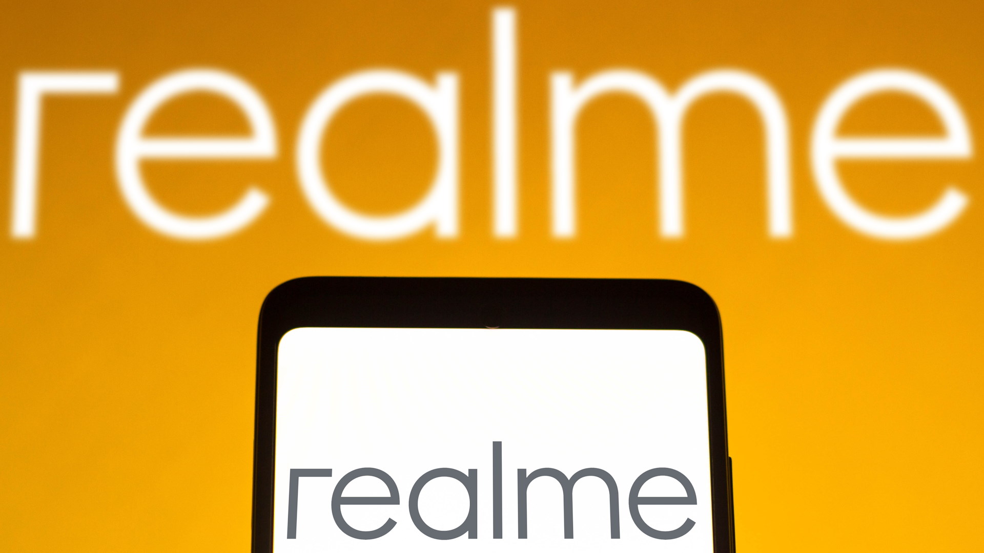 Realme 12+ 5G najverovatnije dobija Dimensity 7050 čipset