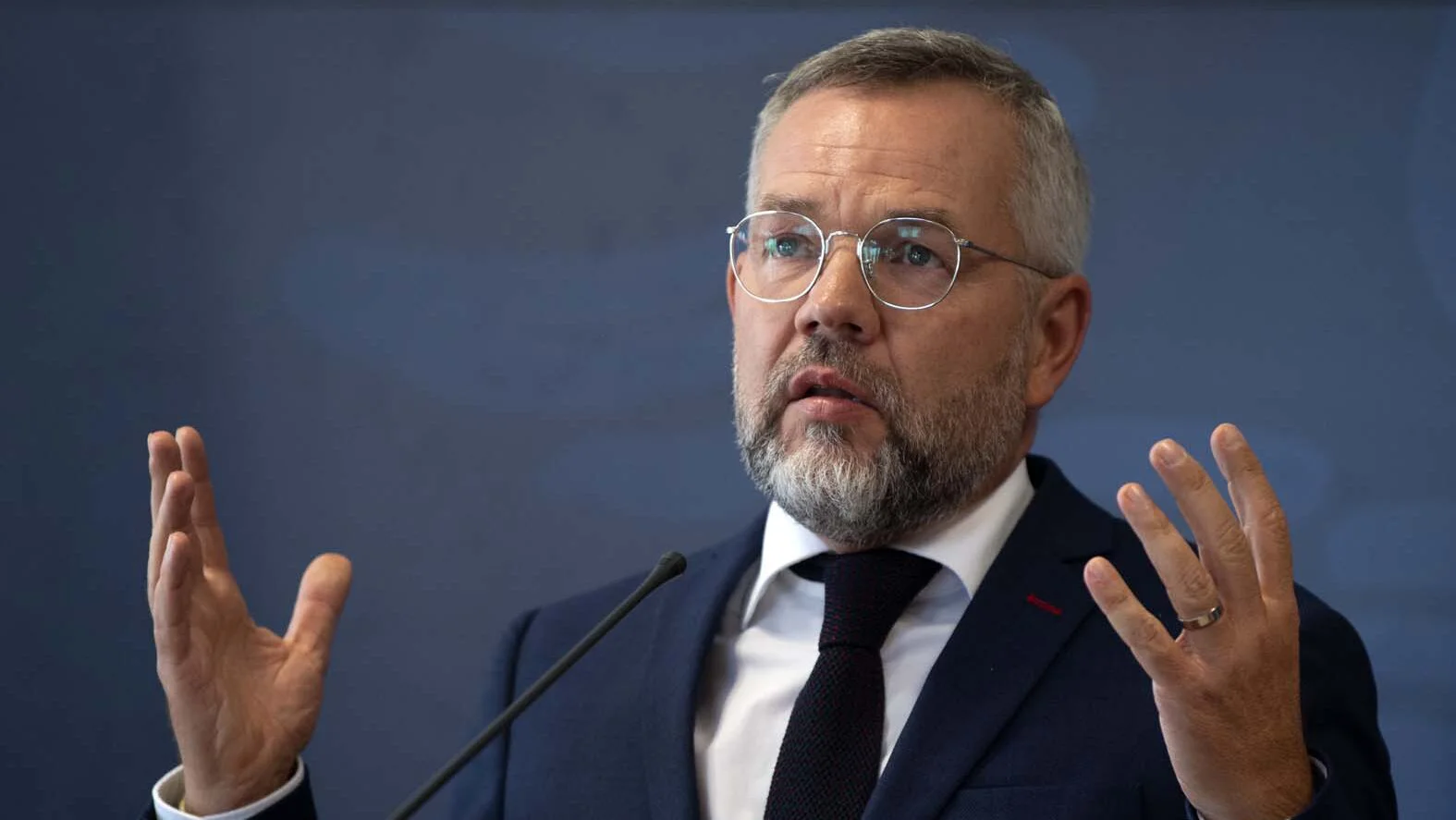 Rot odgovorio Vučiću: Volim Srbiju, ali vi niste Srbija