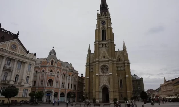 Sindikat zaposlenih u socijalnoj zaštiti osudio pritisak na kolege iz Novog Sada: „Zaposleni svakodnevno odlaze jer su poniženi, slabo plaćeni i uslovi za rad su im loši“