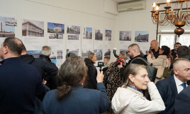 Došli za hlebom da podignu prestonicu: Dela vrednih ruku majstora s juga Srbije prikazana na izložbi