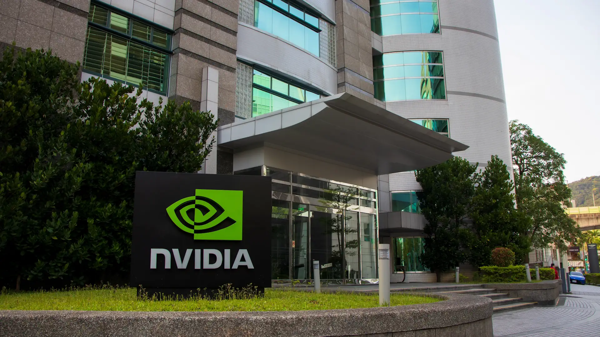 ovogodisnja-nvidia-konferencija-gtc-2024-pocela-sa-fokusom-na-ai-cipove.webp Ovogodišnja Nvidia konferencija GTC 2024 počela sa fokusom na AI čipove