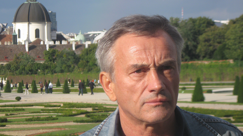 In memoriam: Dragi Bugarčić (1948 – 2024):  Pisac iz lepe varoši pod kulom