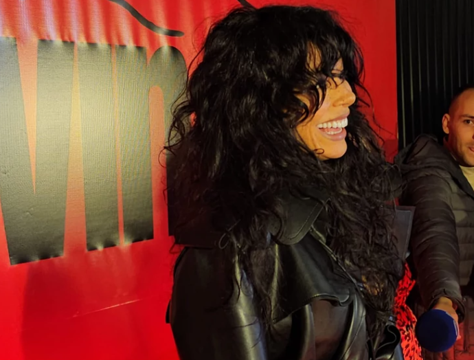 Edita srpska „LOREN? Došla na promociju Nikolijinog albuma, nisu je prepoznali od KOSE: „To da se razlikujem malo“