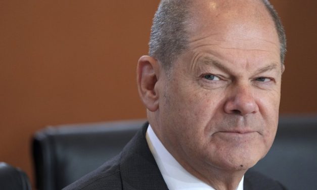 Šolc: Rusija nije tako jaka kao što ljudi sada misle