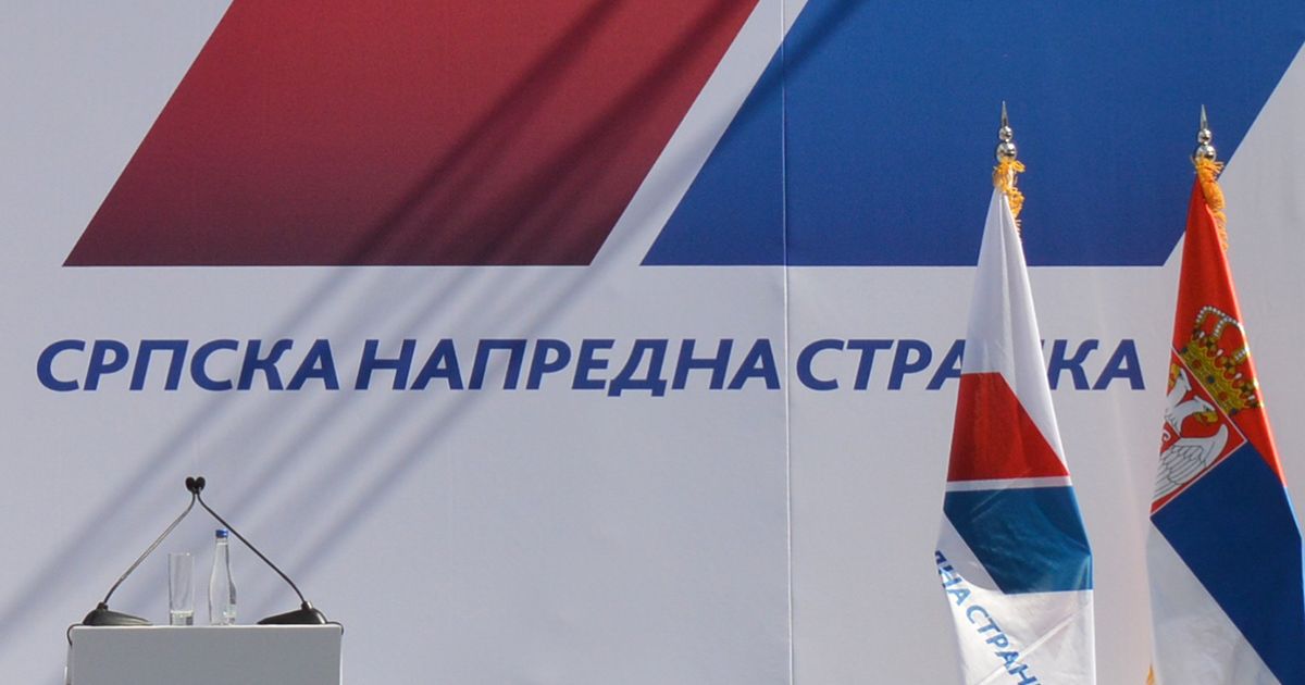 gradski-i-opstinski-odbori-sns-najostrije-osudili-napade-i-pretnje-smrcu-vucicu.jpg Gradski i opštinski odbori SNS najoštrije osudili napade i pretnje smrću Vučiću