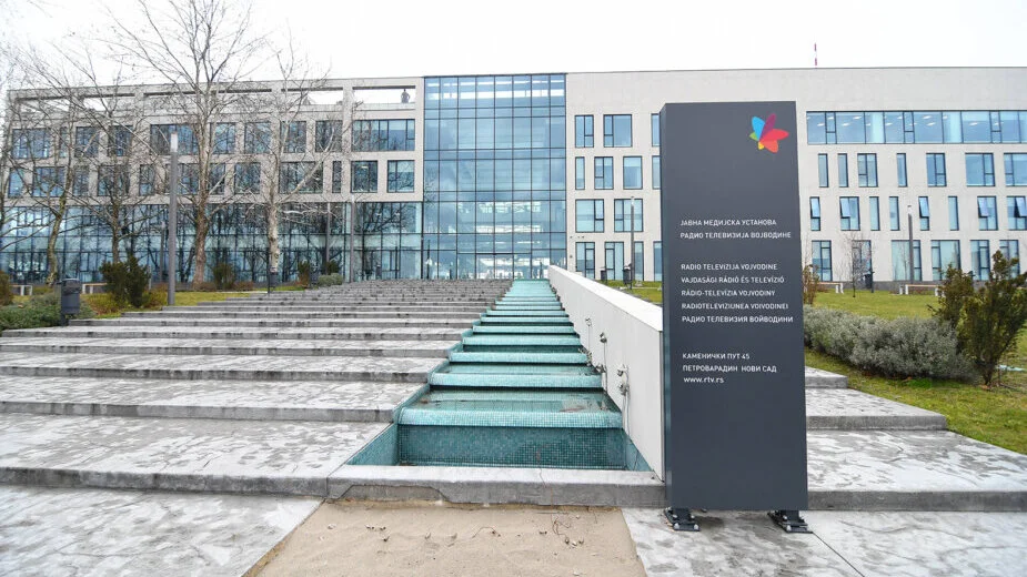 strajk-upozorenja-u-rtv-u-zaposlenima-obezbediti-dostojanstven-rad-i-plate.jpg Štrajk upozorenja u RTV-u: Zaposlenima obezbediti dostojanstven rad i plate