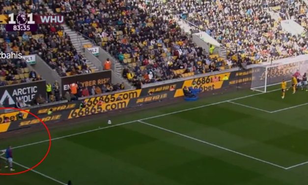„Piksimanija“ u Premijer ligi: Džejms Vard-Praus postigao gol iz kornera!