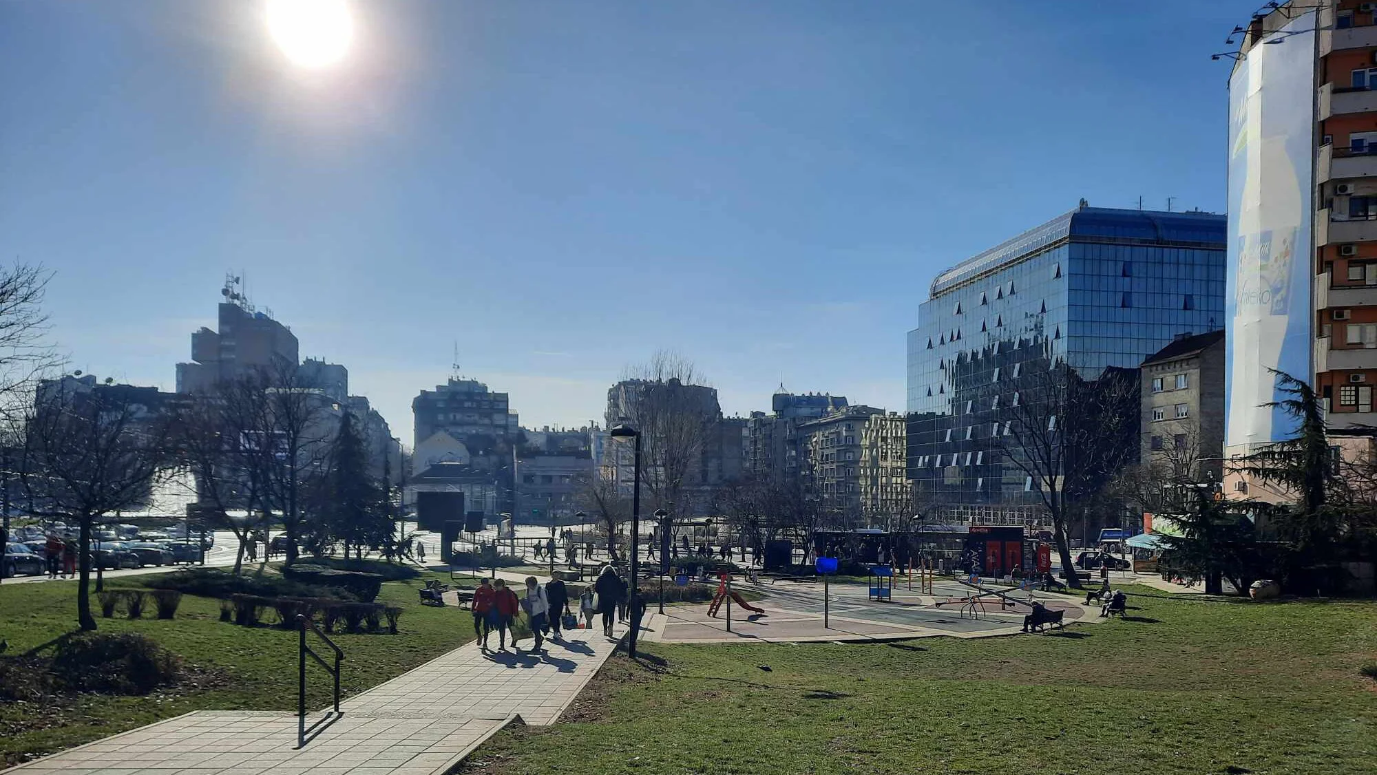 u-srbiji-danas-pretezno-suncano-i-toplo-vreme-sa-slabim-vetrom.jpeg U Srbiji danas pretežno sunčano i toplo vreme sa slabim vetrom