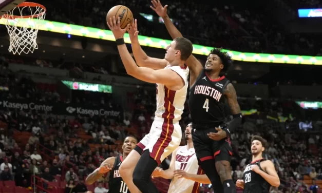 Za Jokića običan dan na poslu, Jovićeva dominacija protiv Bogdana!