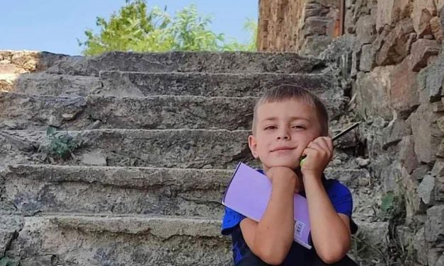 Usamljeni u getu, bez vršnjaka i društva za igru: Pogledajte ove slike, to su naša deca na KiM