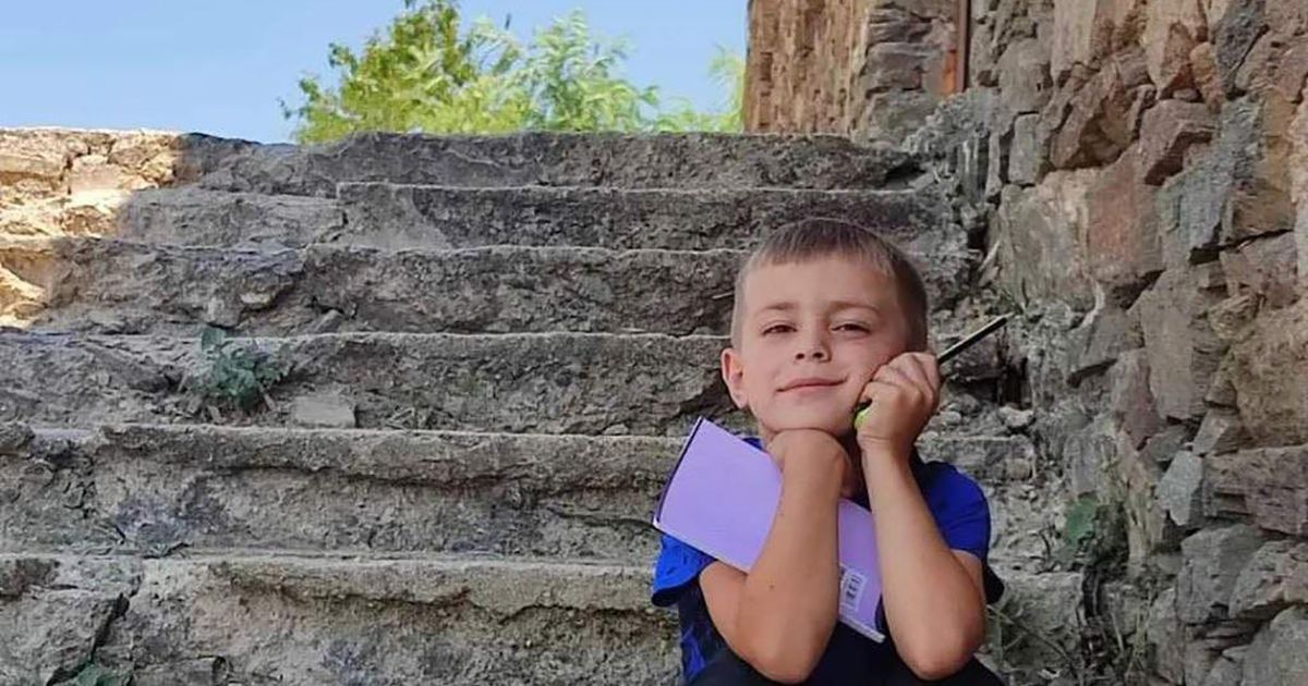 usamljeni-u-getu-bez-vrsnjaka-i-drustva-za-igru-pogledajte-ove-slike-to-su-nasa-deca-na-kim.jpg Usamljeni u getu, bez vršnjaka i društva za igru: Pogledajte ove slike, to su naša deca na KiM