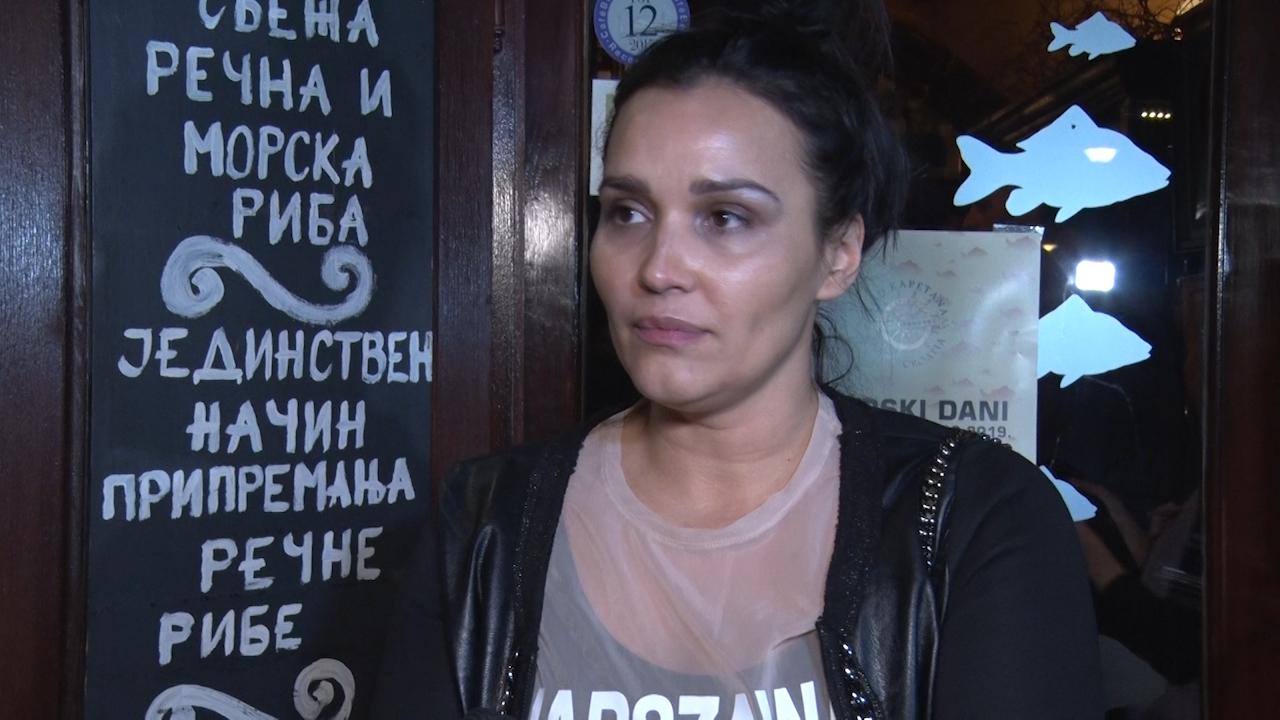 potresla-sam-se-cela-voditeljka-pretrnula-kada-je-cula-vest-o-preminuloj-bojani-jankovic.jpeg „POTRESLA SAM SE CELA!“ Voditeljka pretrnula kada je čula vest o PREMINULOJ Bojani Janković