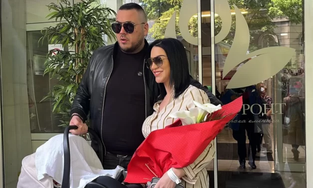 Emotivno: Filip Car je podelio prvu fotografiju sa ćerkom Leonom!