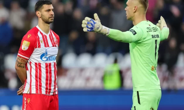 Dragović podelio poruku na Instagramu: „Šta kažu geometri, stručnjaci, žene u crnom?“