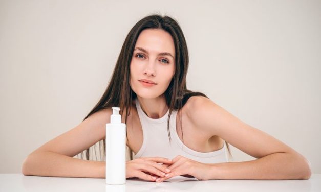 Kako se pravilno koristi toner za kosu