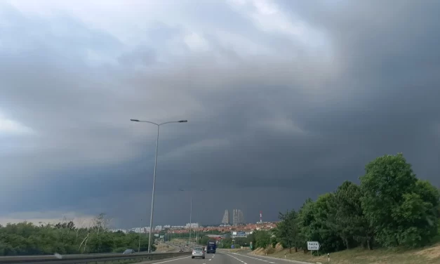 U Srbiji danas oblačno sa kišom i pljuskovima, temperatura do 25